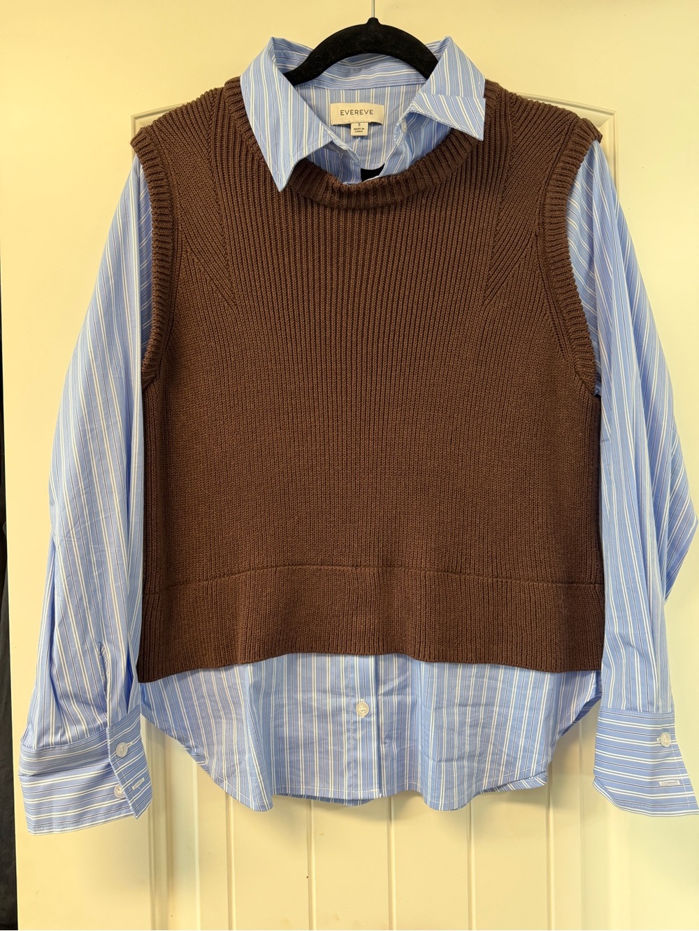 Evereve Brown Sleeveless Knit V-Neck Sweater Vest